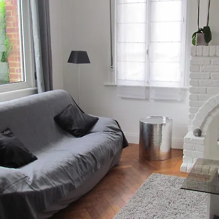 Gite Histoire De Maison Arras Habitación foto